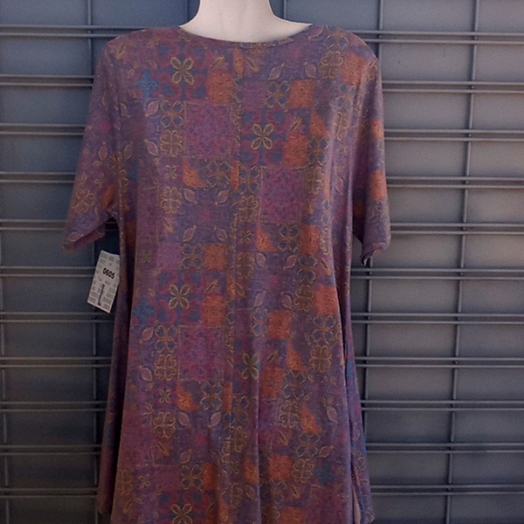 LLR Floral Printed Perfect T Top-#0605 - Picture 11 of 12